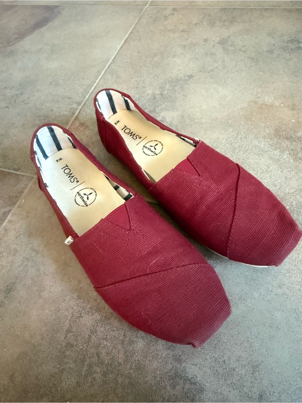 TOMS Women’s Classic Canvas Slip-On